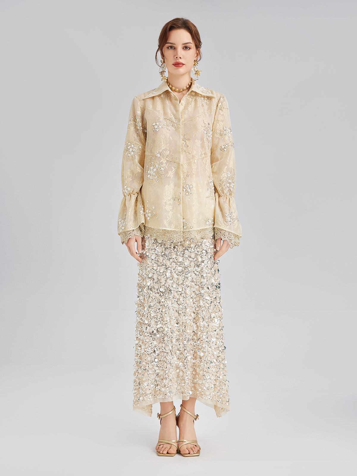 Pullu Boncuk Nakışlı Organze Bluz