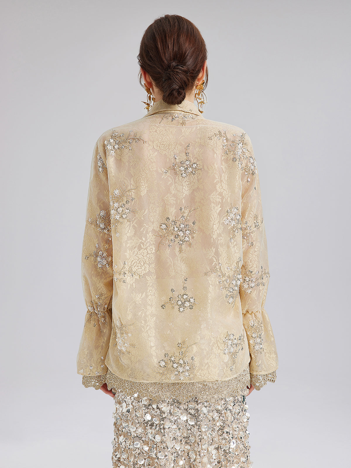 Pullu Boncuk Nakışlı Organze Bluz