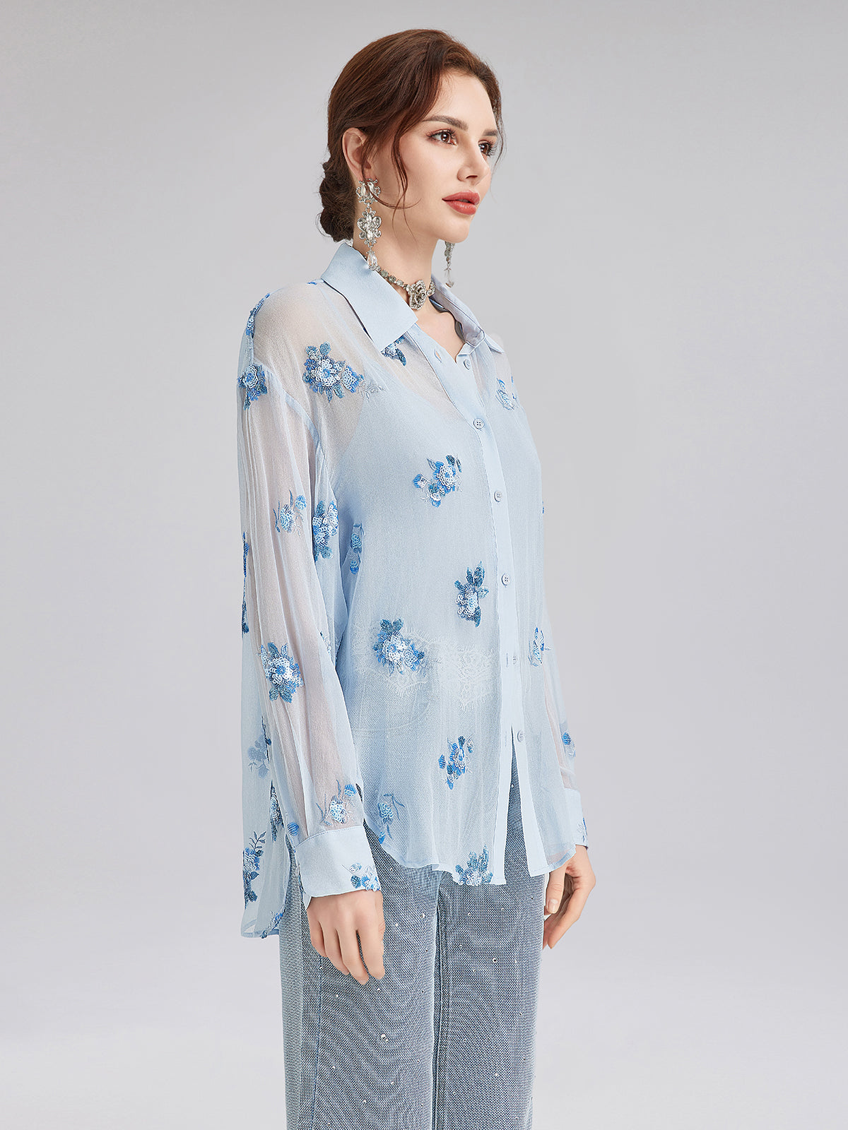 İpek Çiçek Nakışlı Gömlek