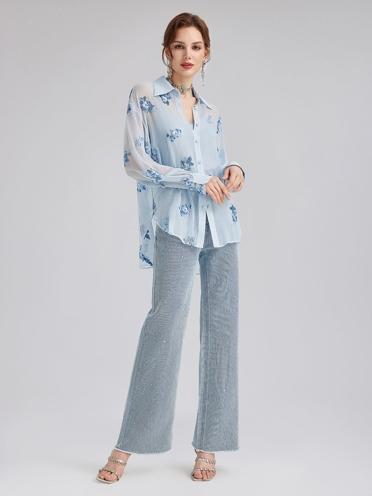 İpek Çiçek Nakışlı Gömlek