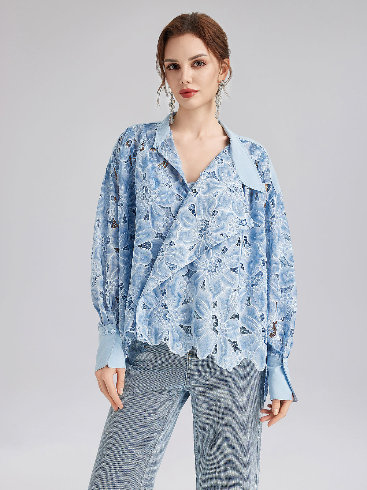 Asimetrik Yaka Boyalı Çiçekli Gömlek