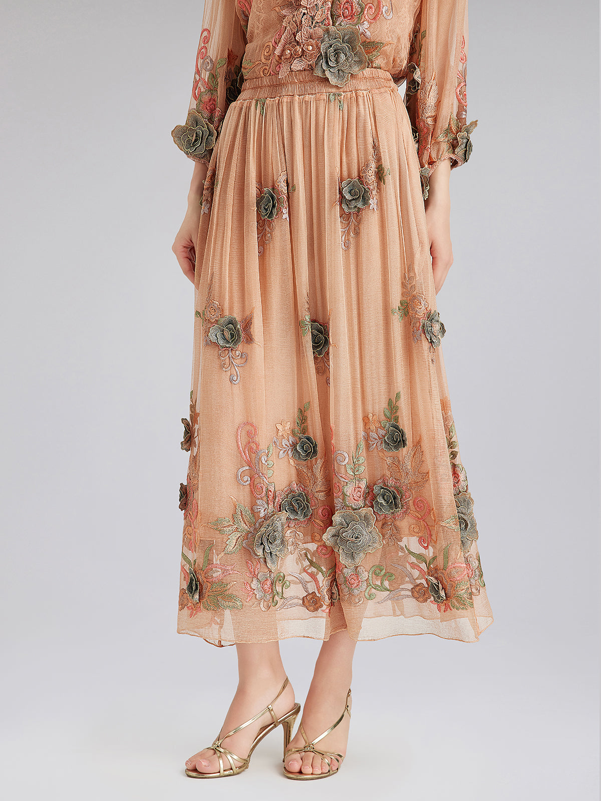 El Yapımı 3 Boyutlu Çiçekli İpek Etek