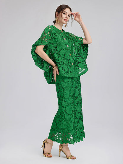Dantel Aplike Mücevher Düğmeli Zümrüt Yeşili Bluz