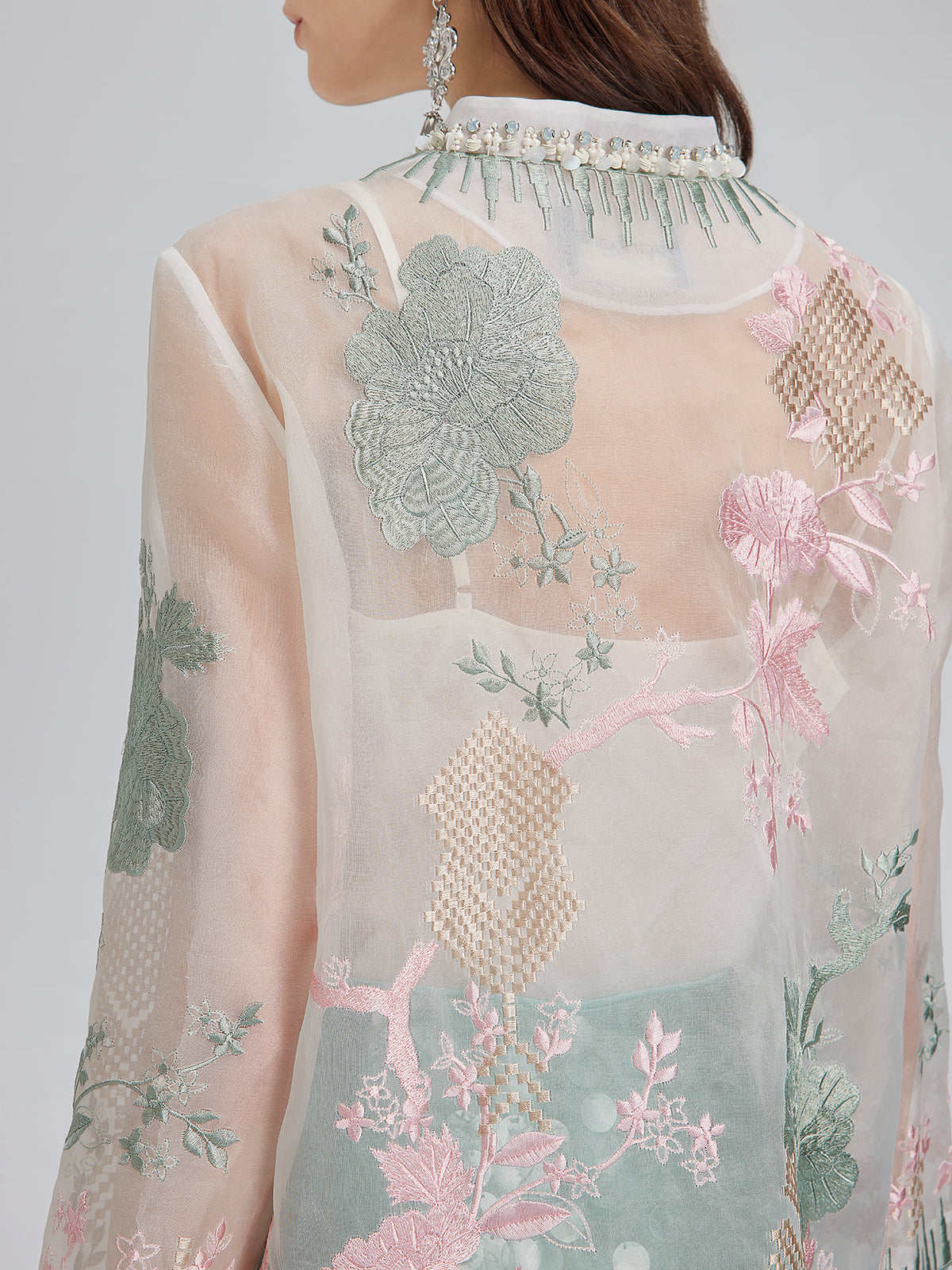 İpek Organze Nakışlı Gömlek