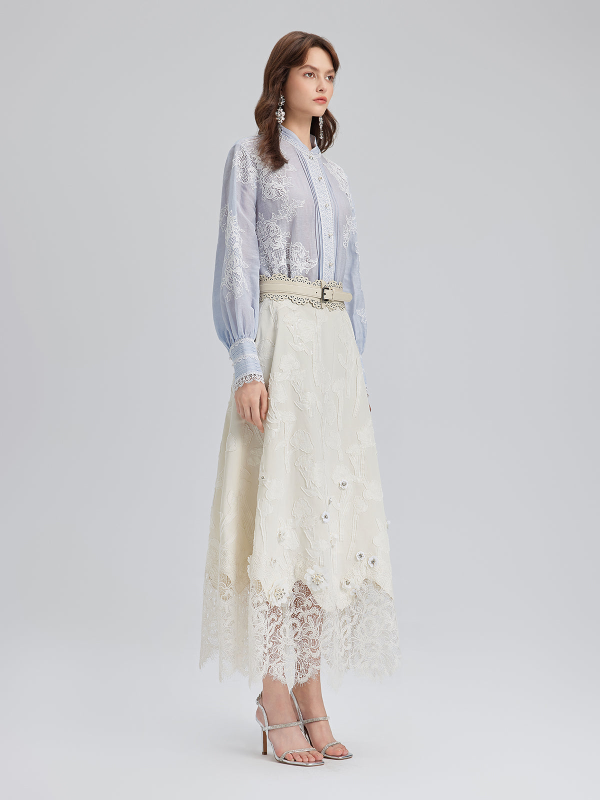 El Yapımı Yama İşli Keten Karışımlı Dantel Gömlek