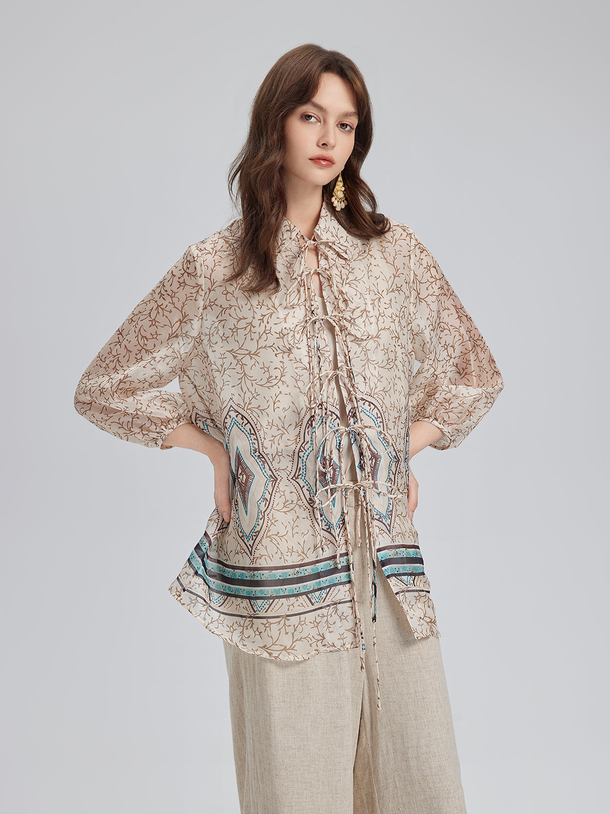 Önden Bağlamalı Vintage Çiçekli Bluz