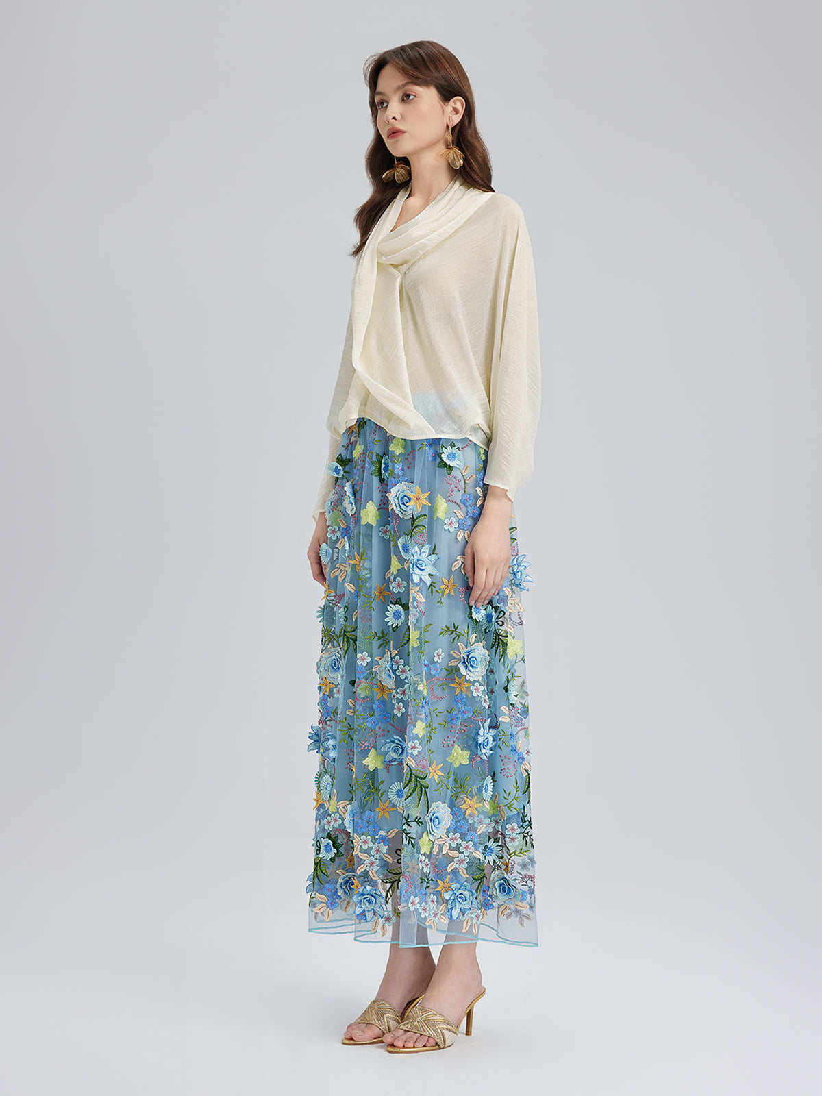 3 Boyutlu Çiçek İşlemeli Lastikli Etek