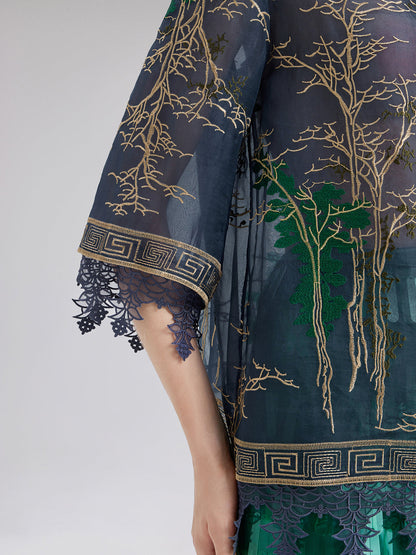 İpek Nakışlı Dantel Kenarlı Gömlek