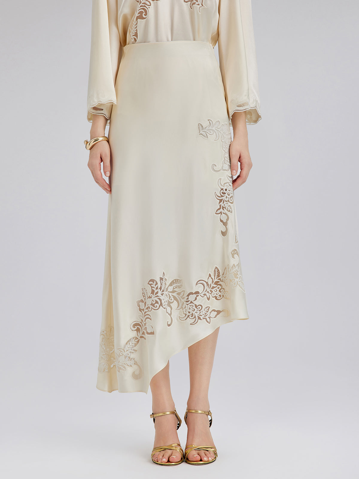 Nakışlı Pencereli Dar Midi Etek