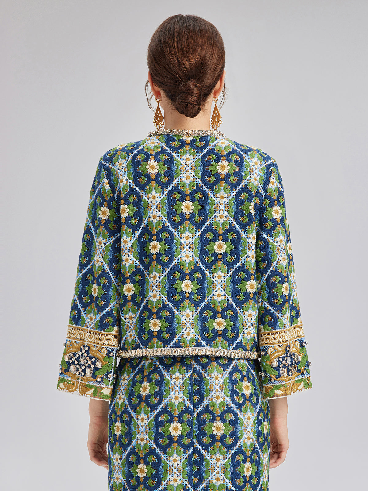 Taş Kenarlı Güpür Dantel Ceket