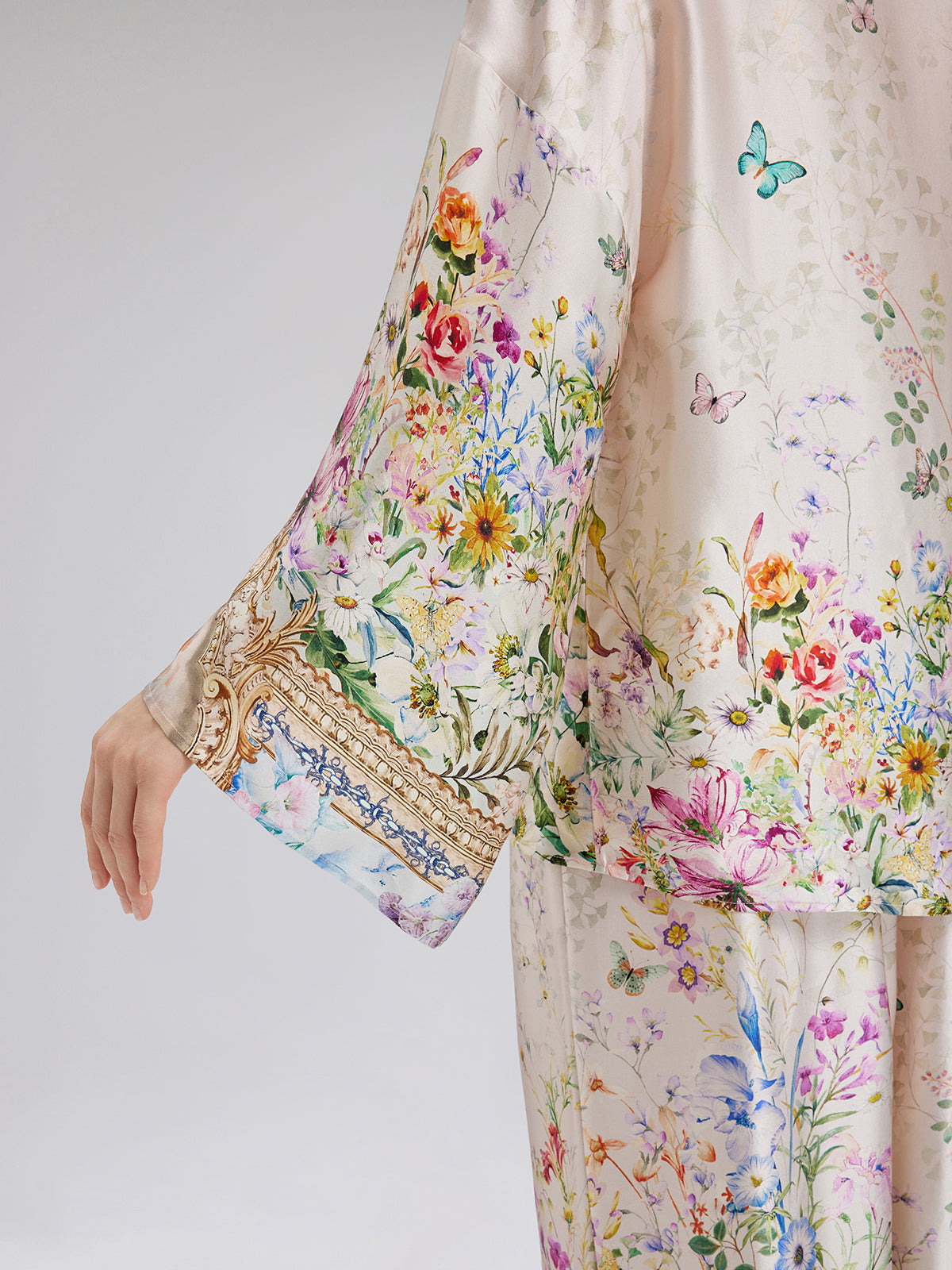 İpek Saten Çiçek Desenli Gömlek (%100 İpek)