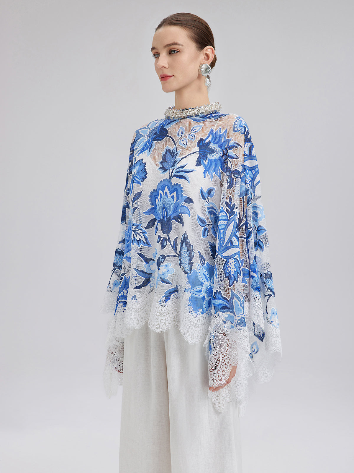 Dantel Jakar Pelerinli Bluz