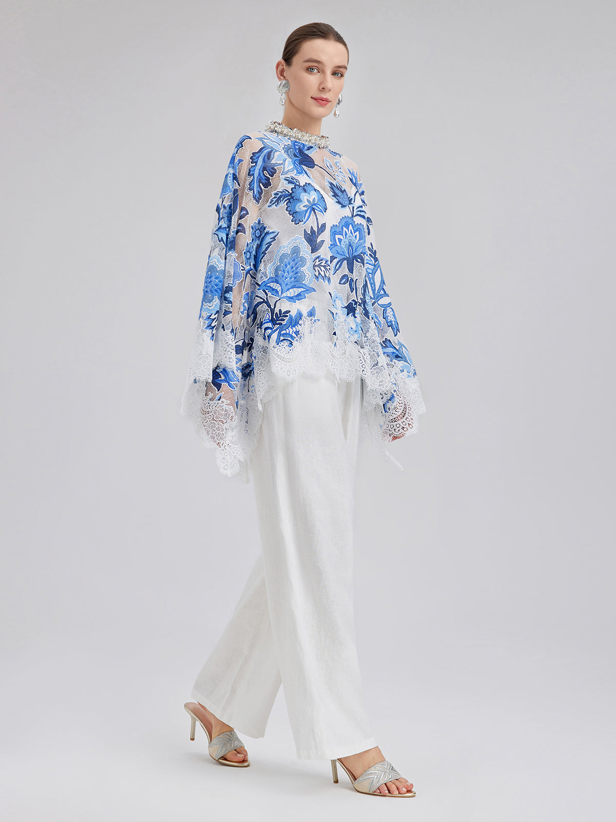 Dantel Jakar Pelerinli Bluz