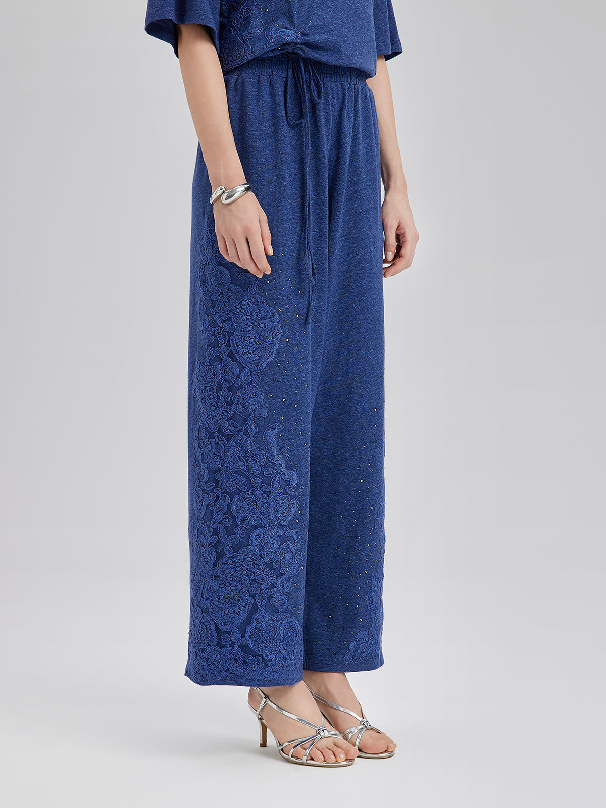 El İşi Dantel Aplike Triko Pantolon