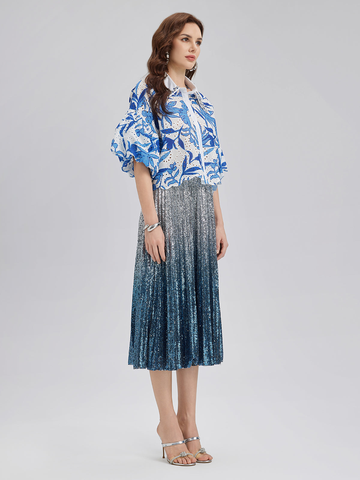 El İşlemeli Taşlı Çiçekli Bluz