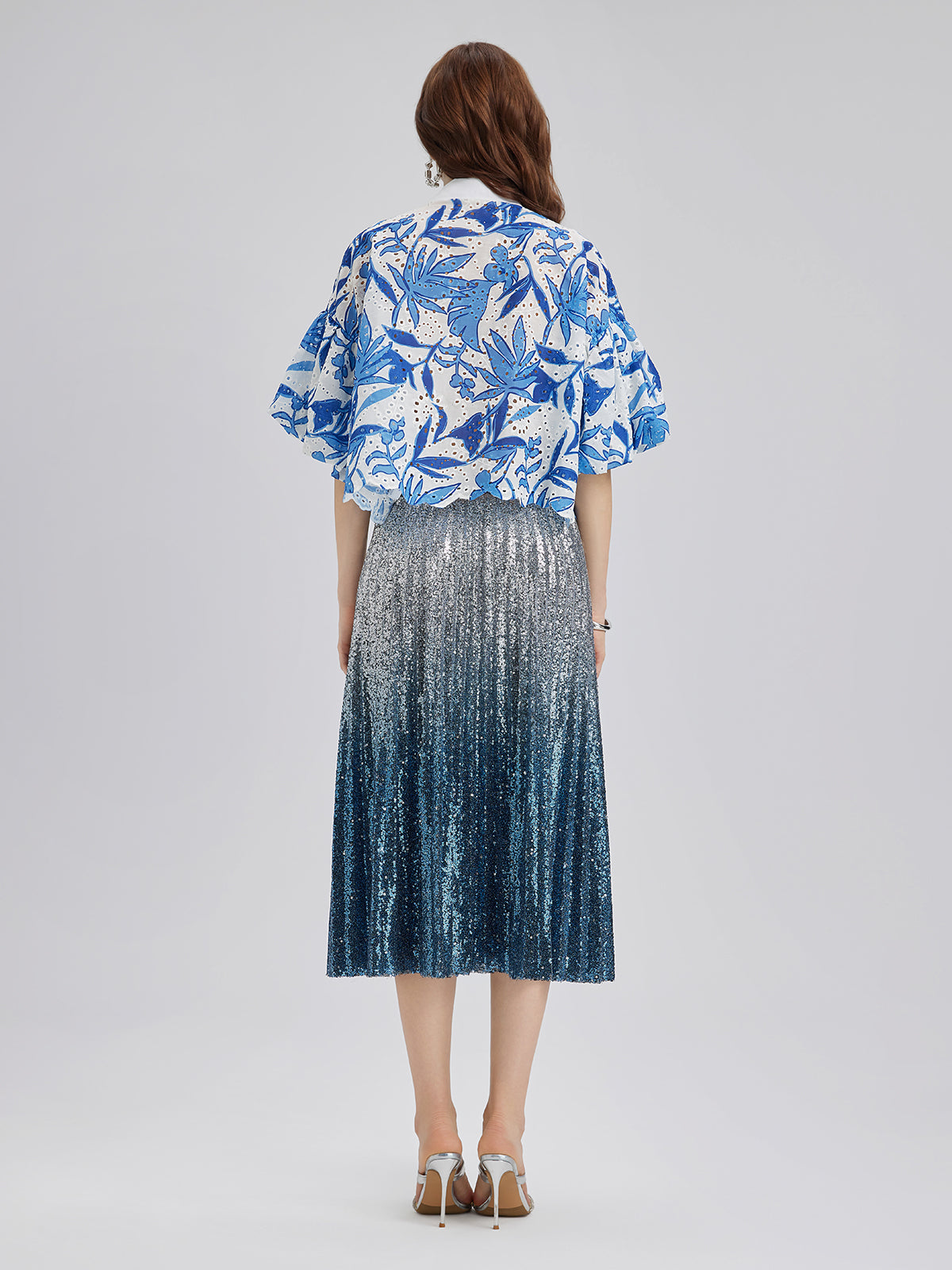 El İşlemeli Taşlı Çiçekli Bluz