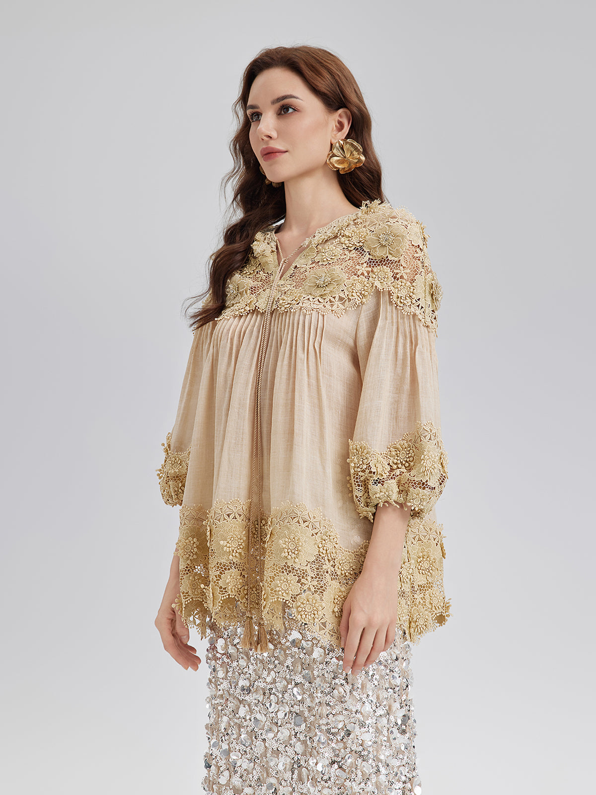 Liyosel Parçalı Pileli Çiçekli Dantel Bluz