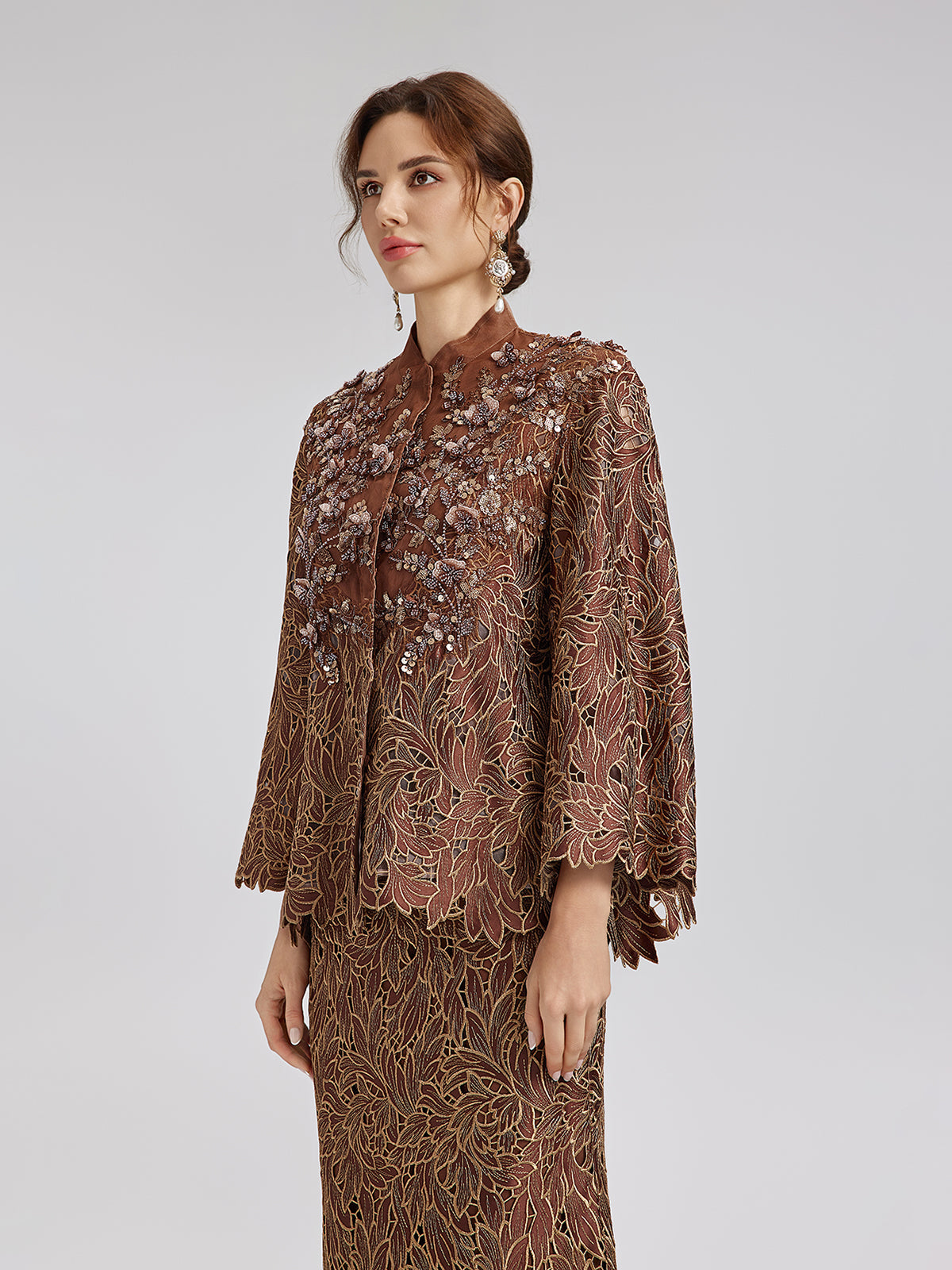 Özel Dantel İşlemeli Boncuklu Aplike Ceket