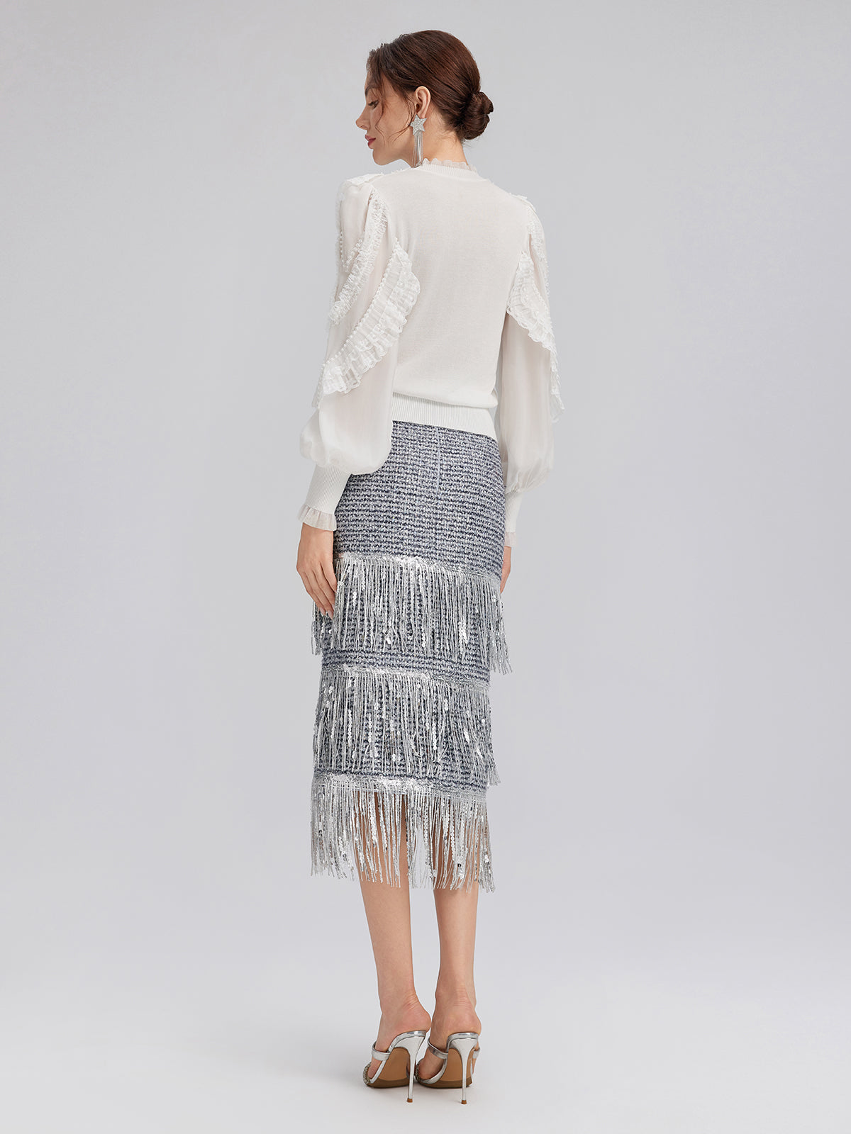 İpek Kollu Dantel ve İnci Detaylı Triko Bluz