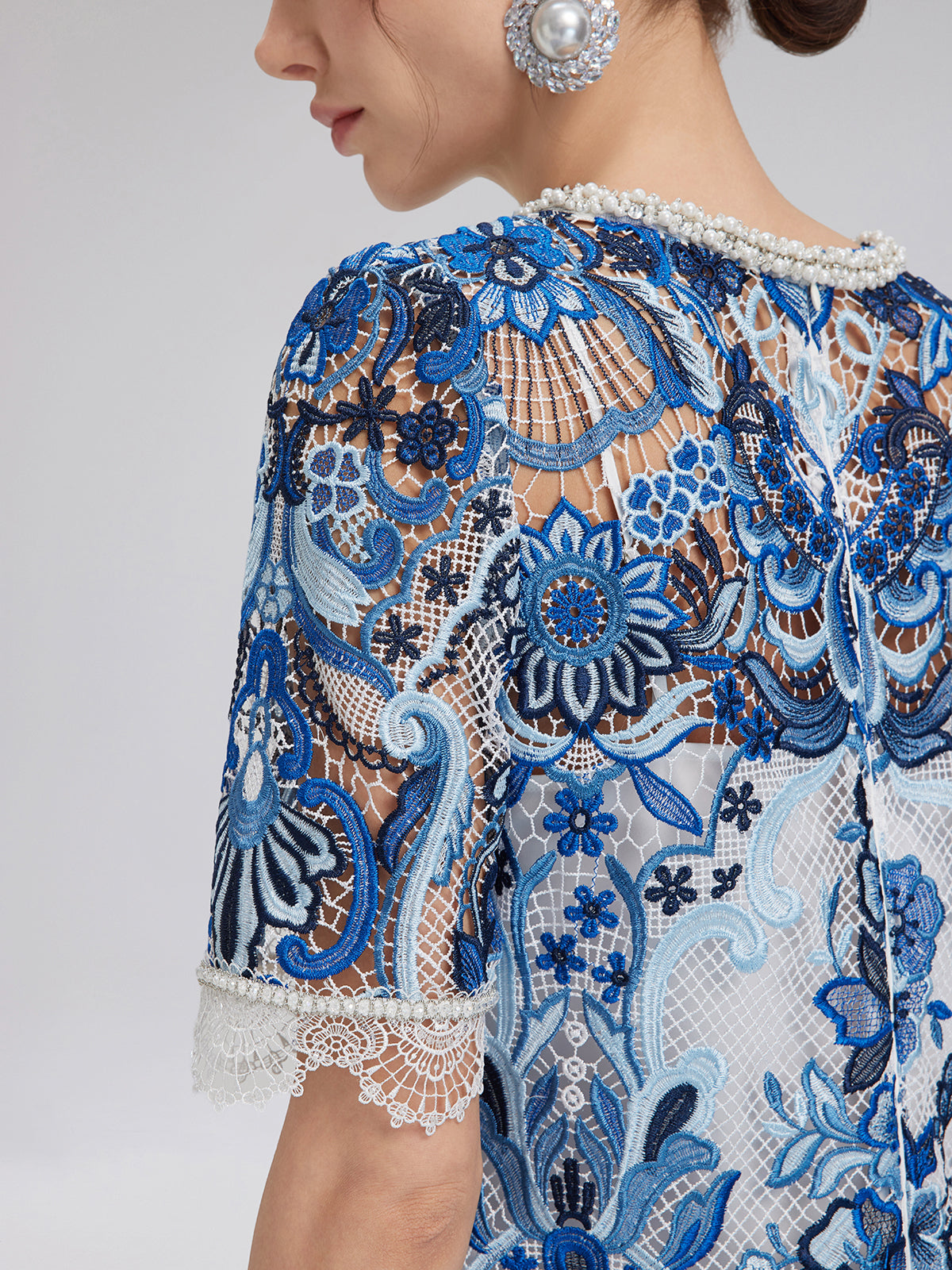 Güpür Dantel El İşlemesi Taşlı Mini Elbise