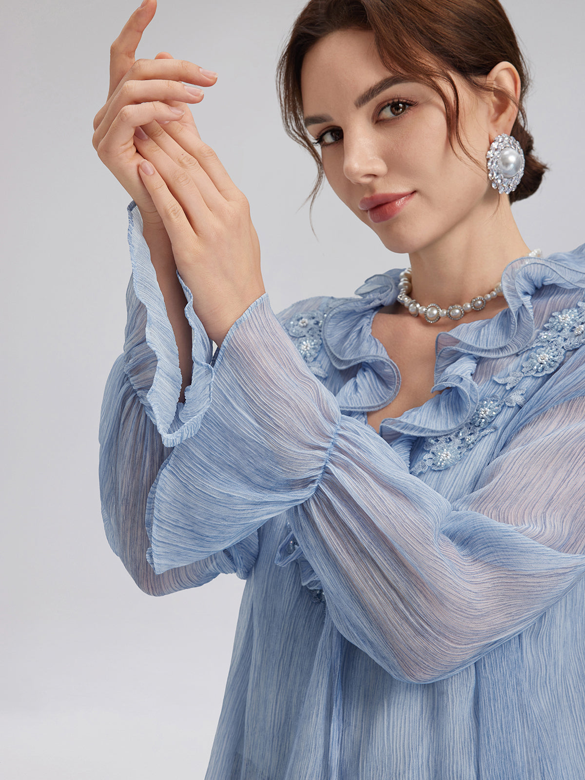 Boyama Efektli El İşlemeli Boncuklu Fırfırlı İpek Bluz