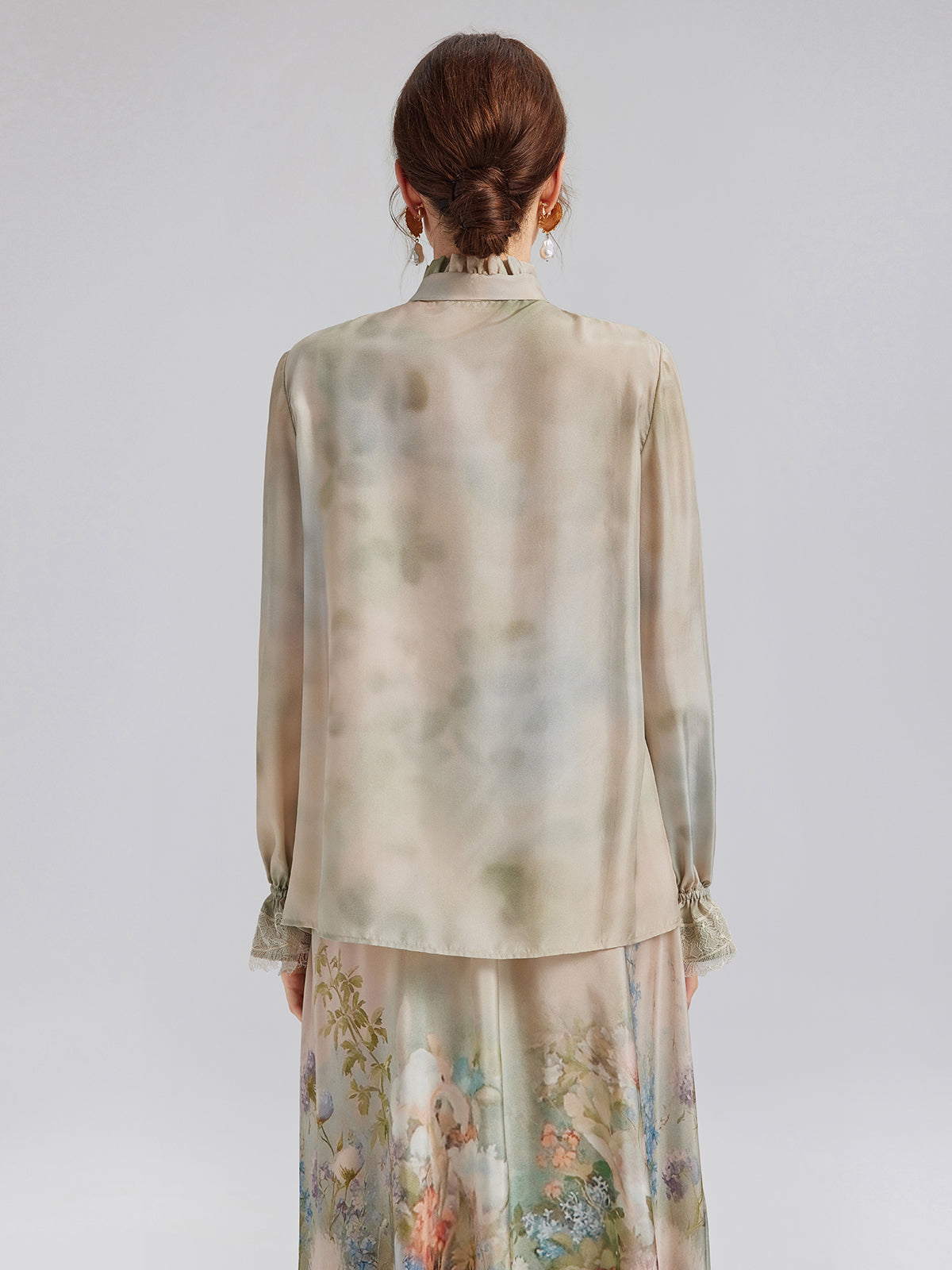 Empresyonist Çiçekli İpek Bağlamalı Bluz