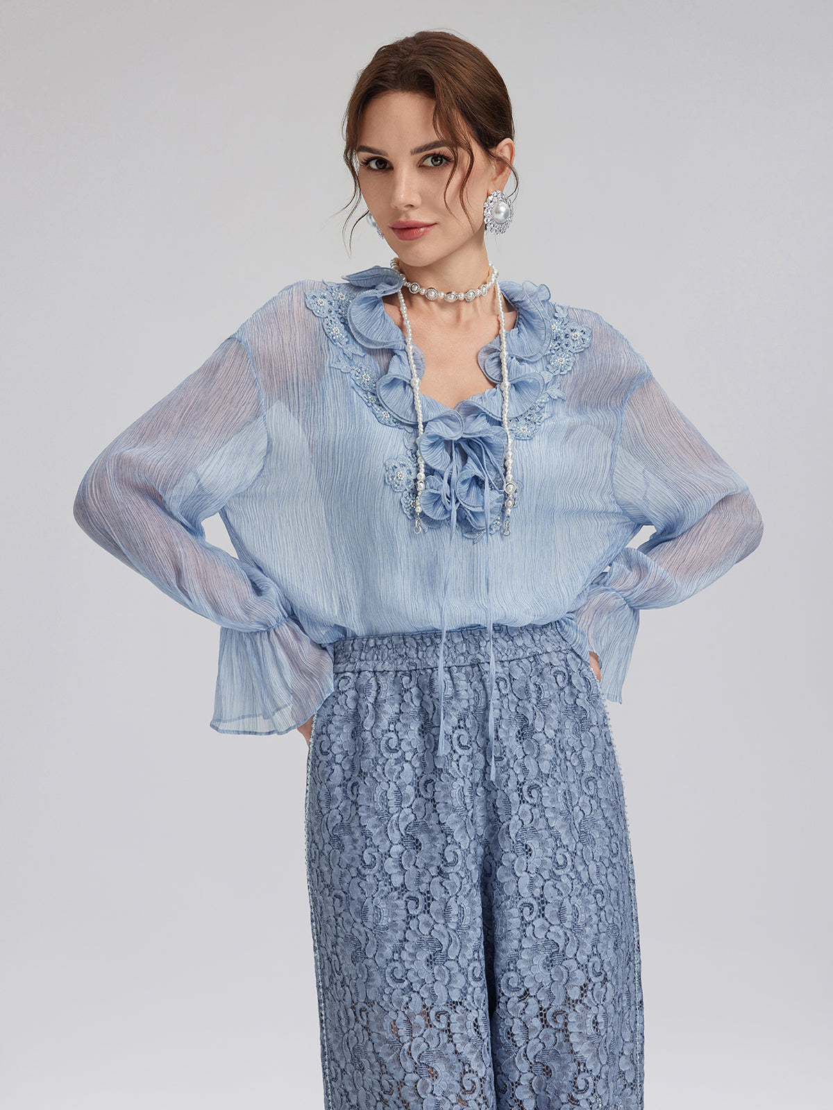 Boyama Efektli El İşlemeli Boncuklu Fırfırlı İpek Bluz