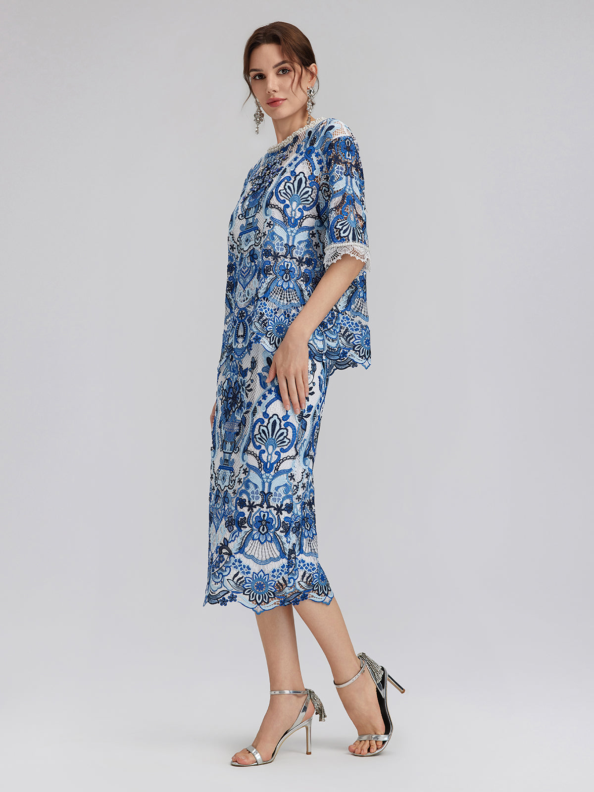 Güpür Dantel Arkası Yırtmaçlı Etek