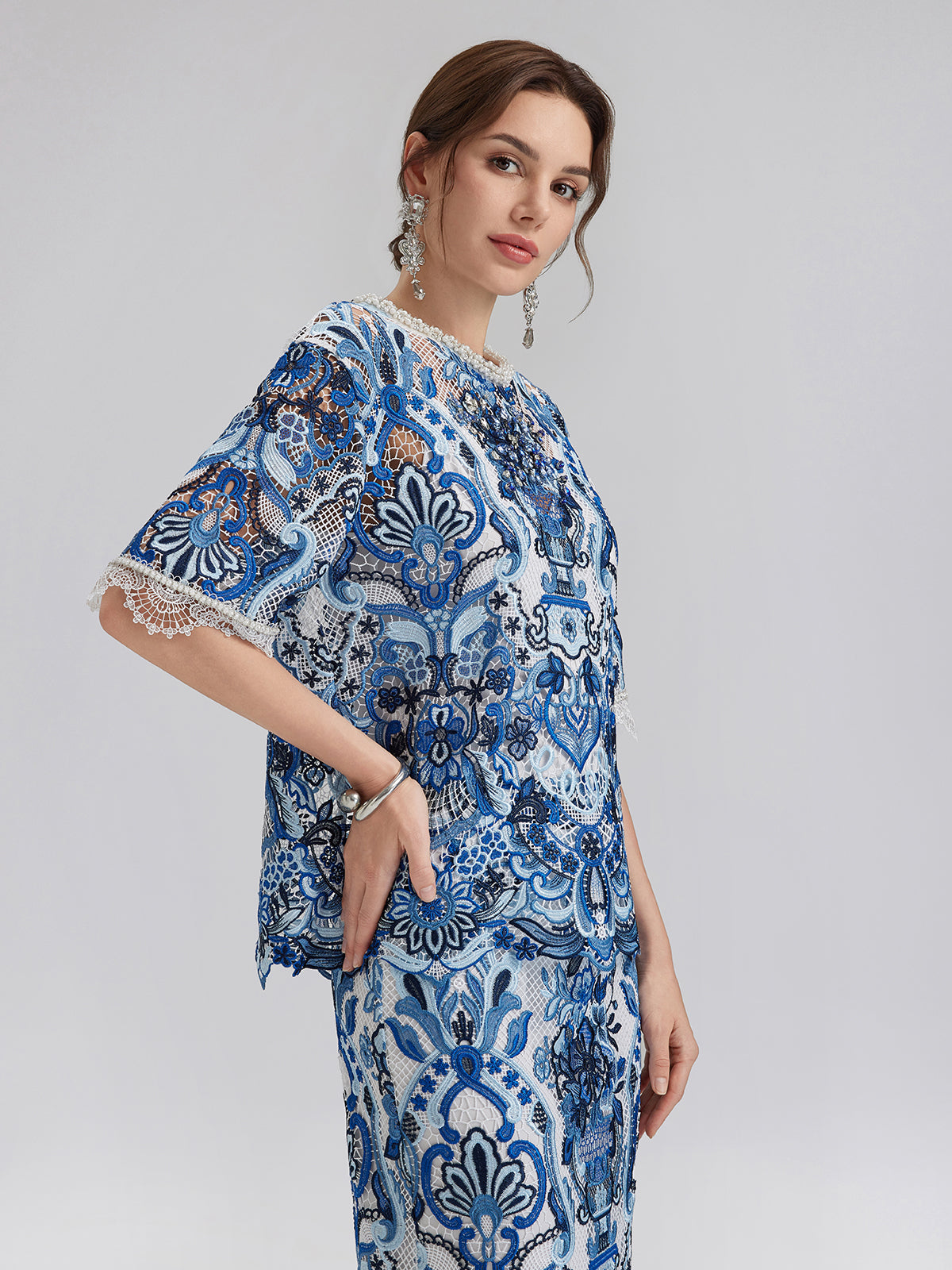 Güpür Dantel El İşlemesi Taşlı Kazak