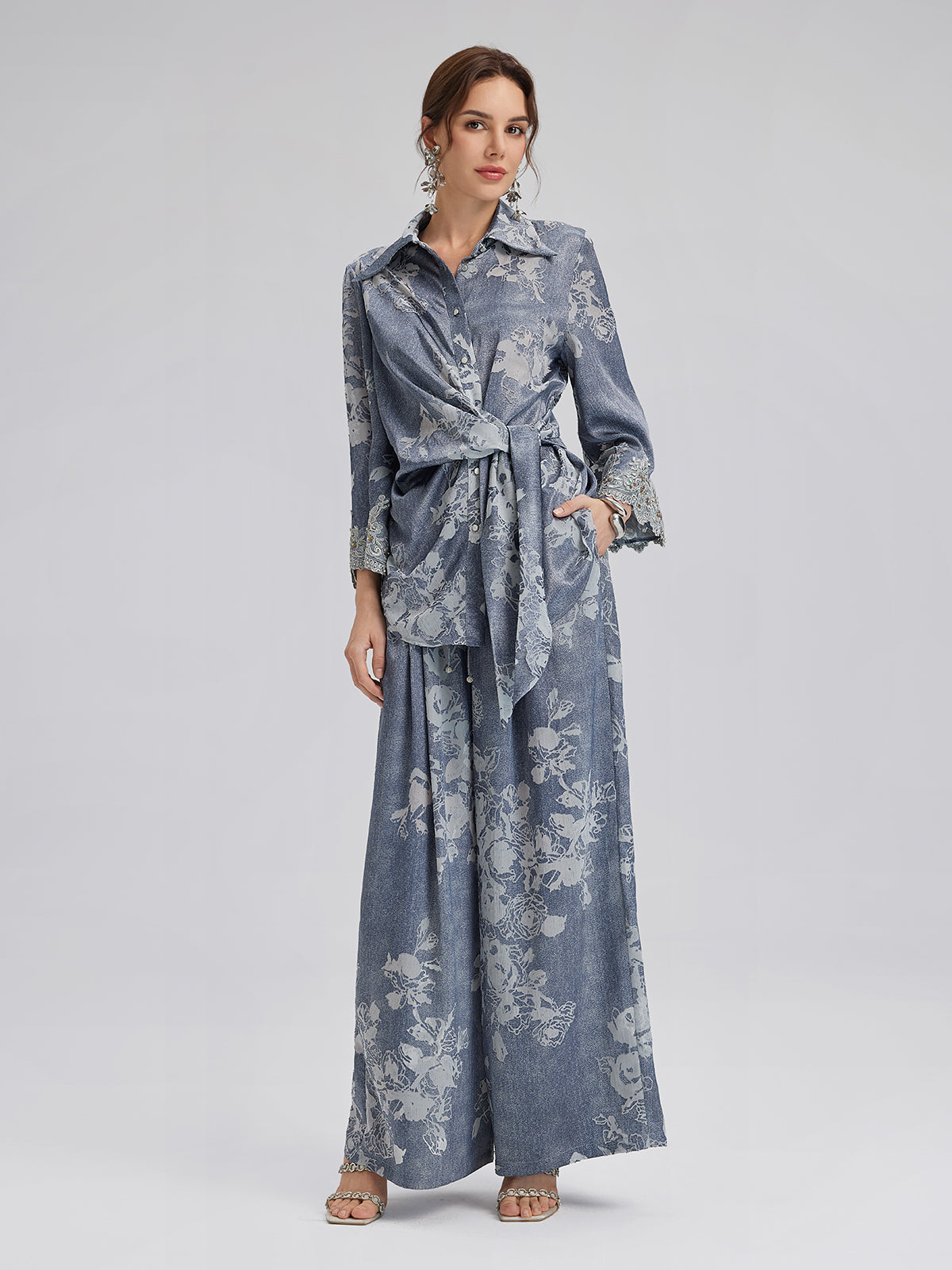 Yakma Çiçek Desenli Önden Bağlamalı Gömlek