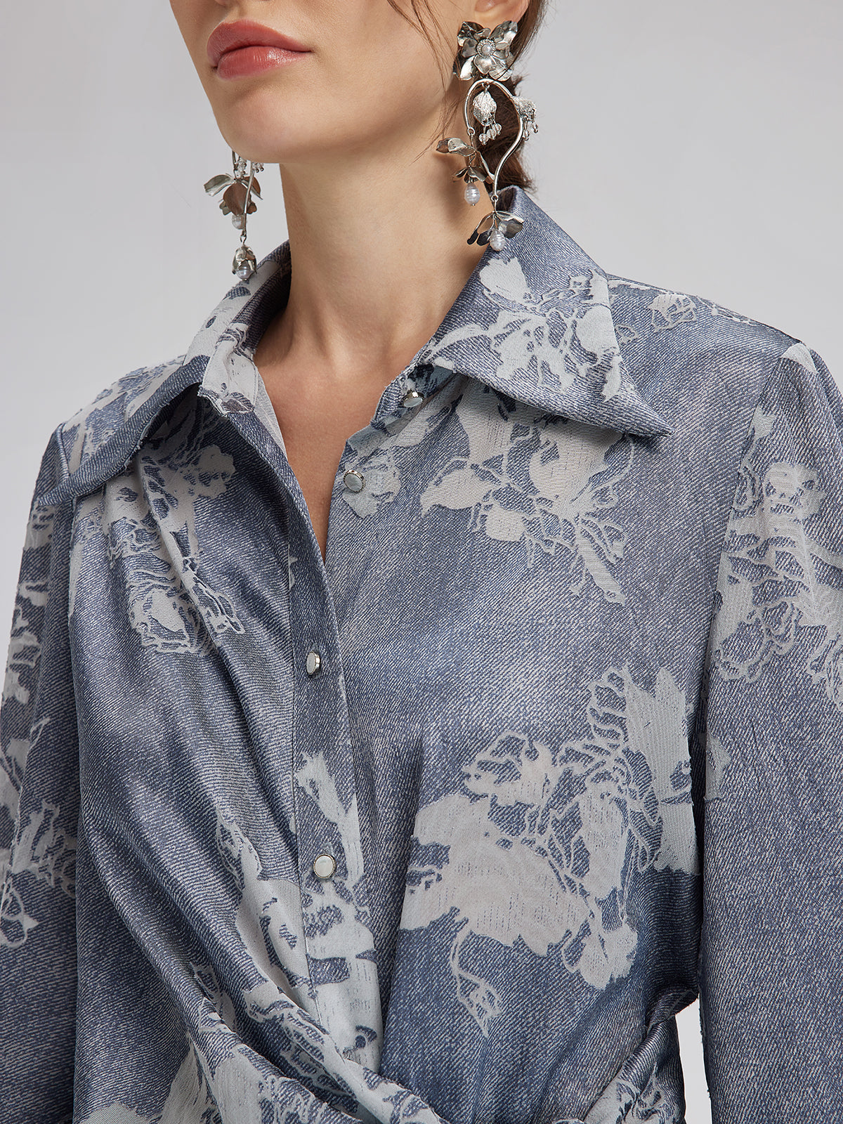 Yakma Çiçek Desenli Önden Bağlamalı Gömlek