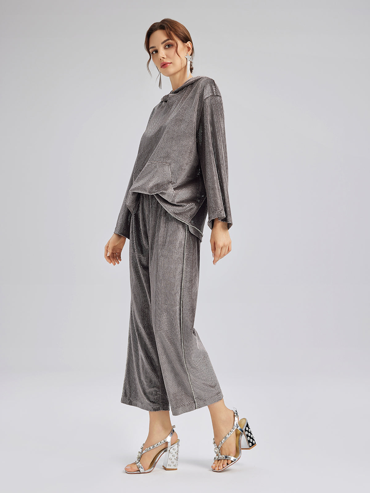 Tüyleri Çıkabilir El İşlemesi Kapüşonlu Üst