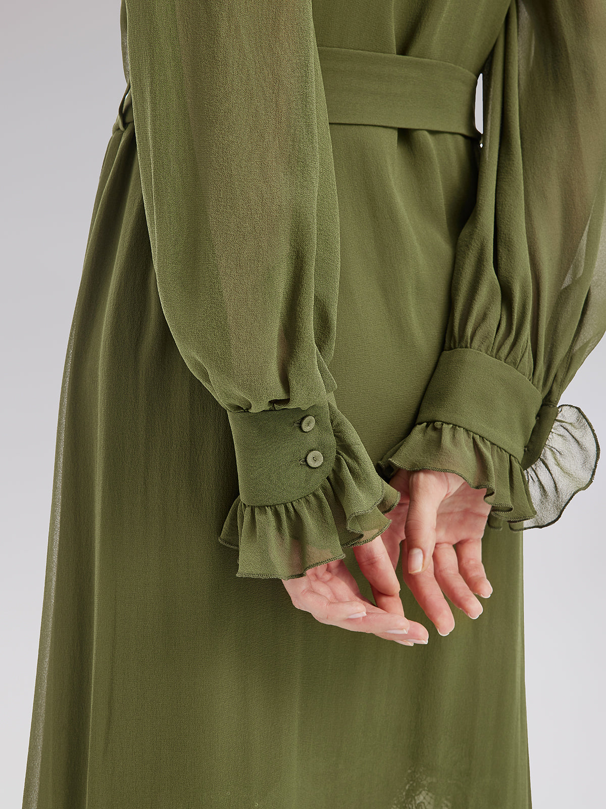 İpek Fırfır Etekli Uzun Elbise ve Dantel Askılısı