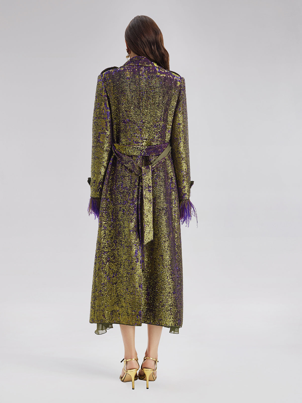 İki Renkli Pullu Devekuşu Tüyü Trençkot