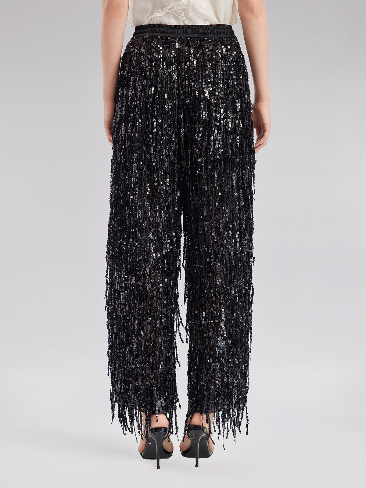 Pullu Püsküllü Beli Lastikli Pantolon