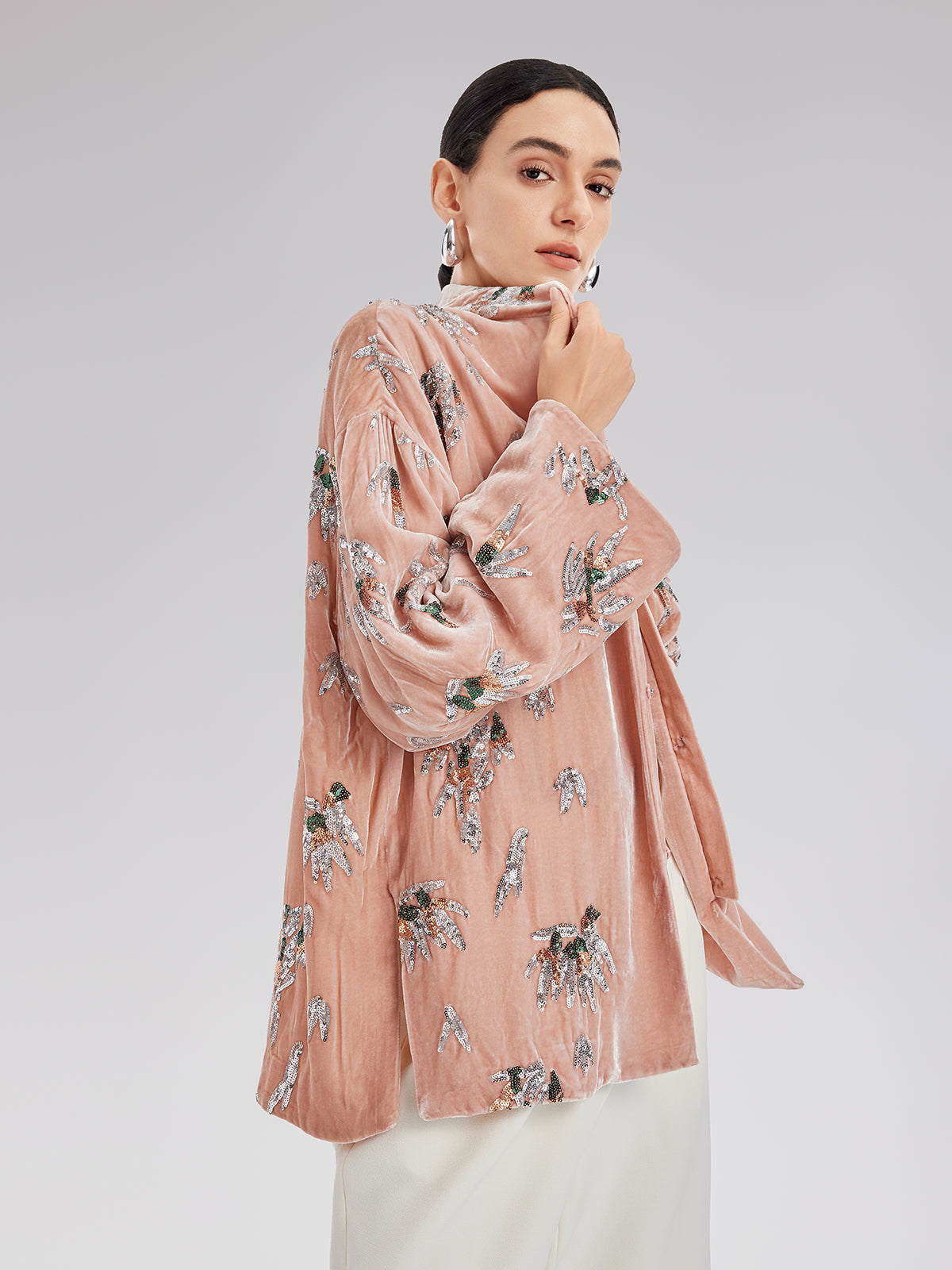 Şık Kadife Nakışlı Etnik Ceket