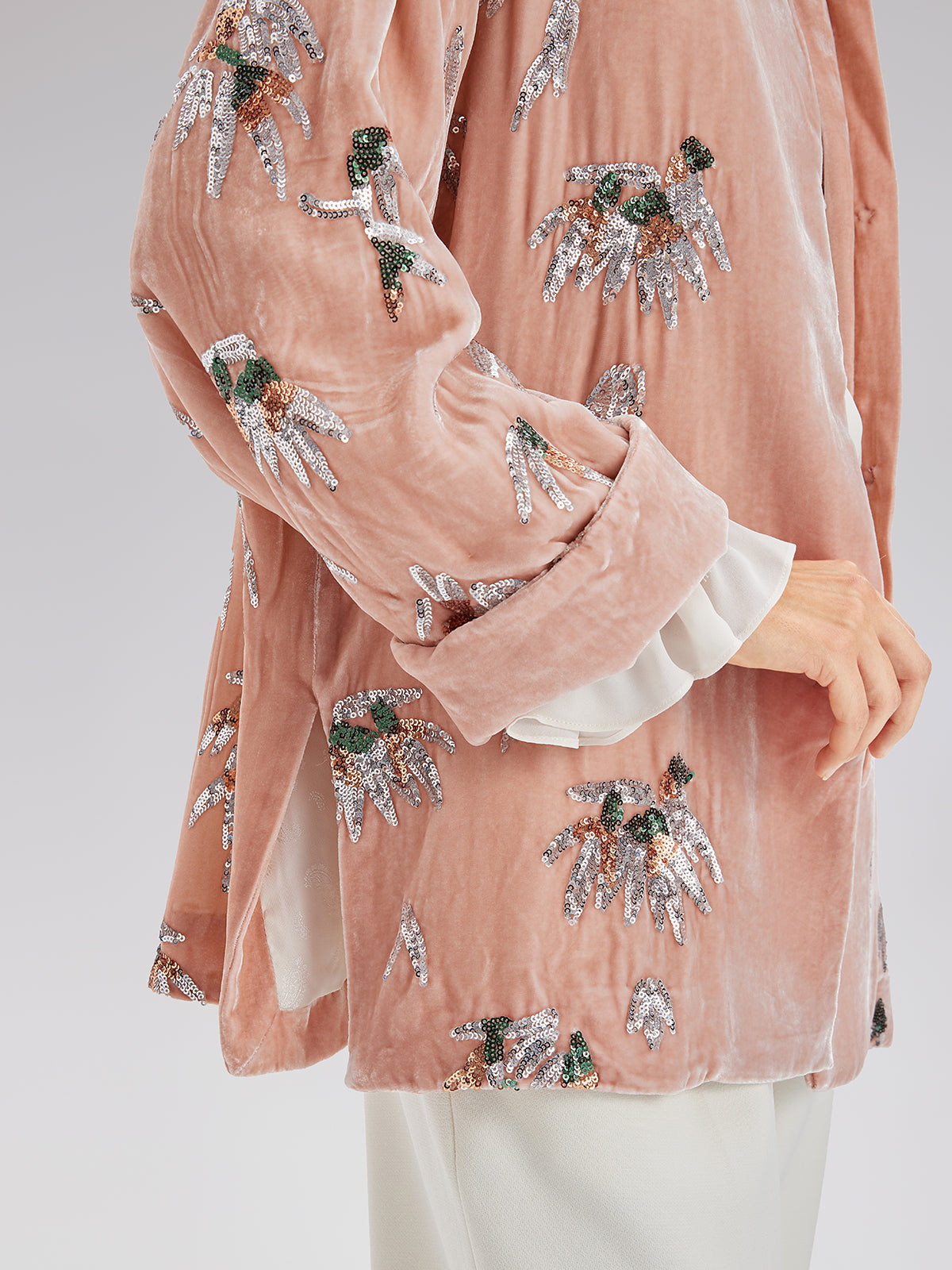 Şık Kadife Nakışlı Etnik Ceket