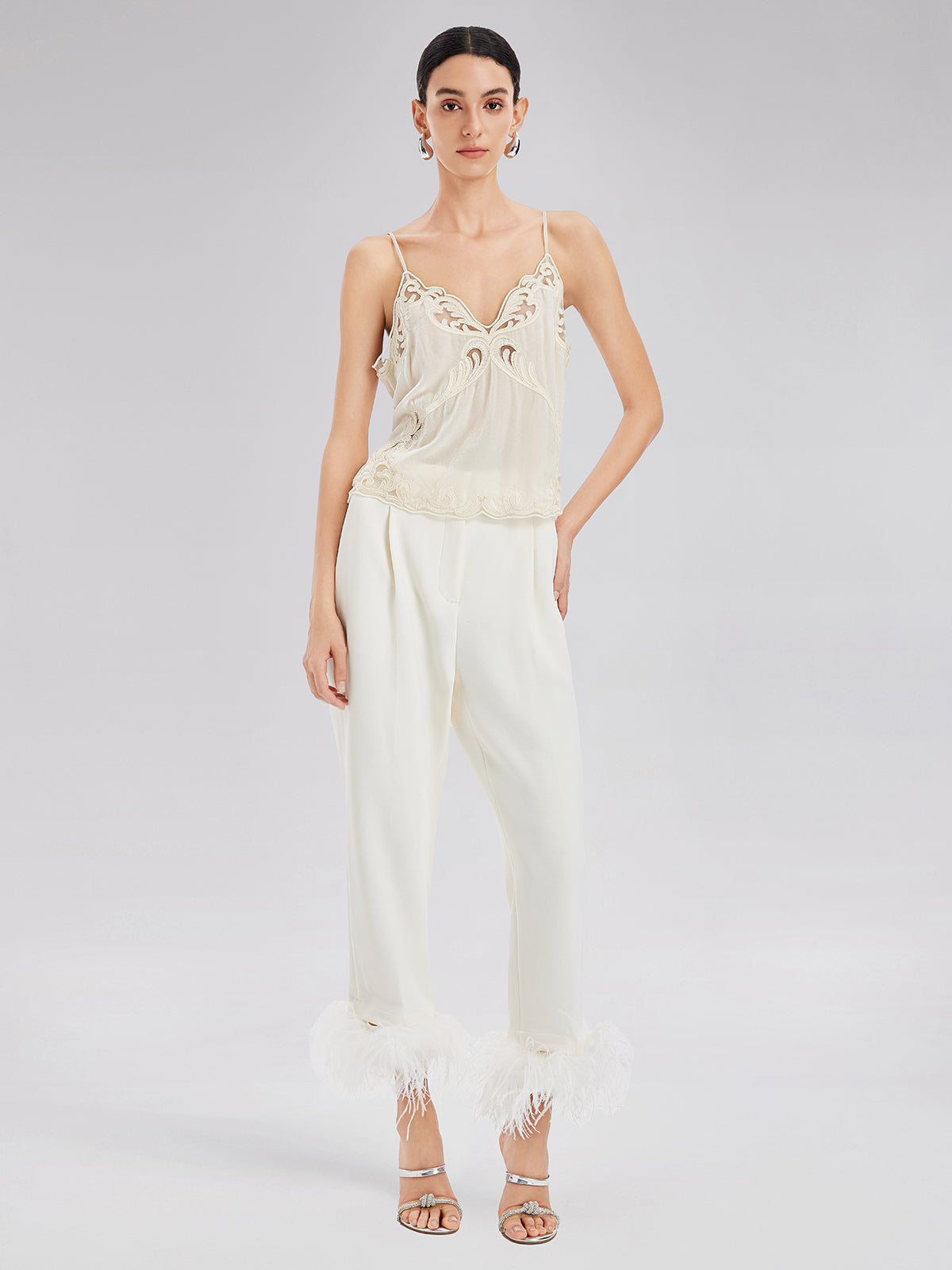 Şık Minimalist Dantel V Yaka Bluz