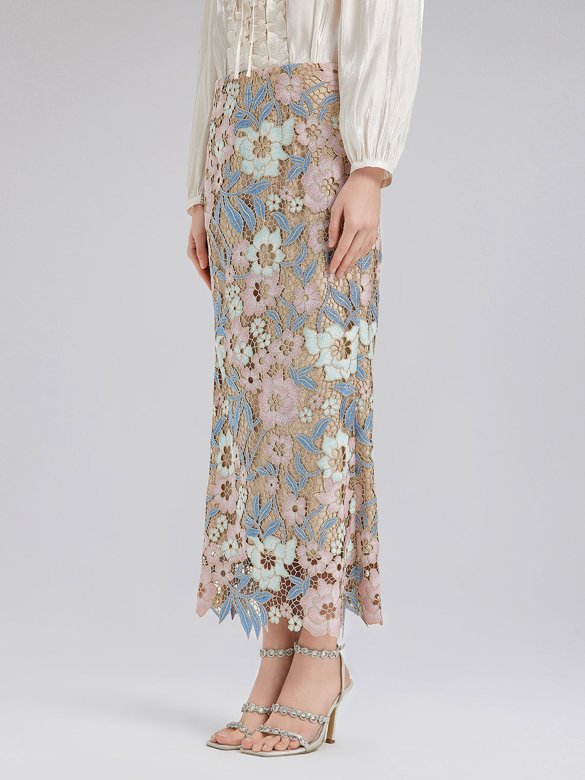 Özel Güpür Dantel Çiçekli Etek