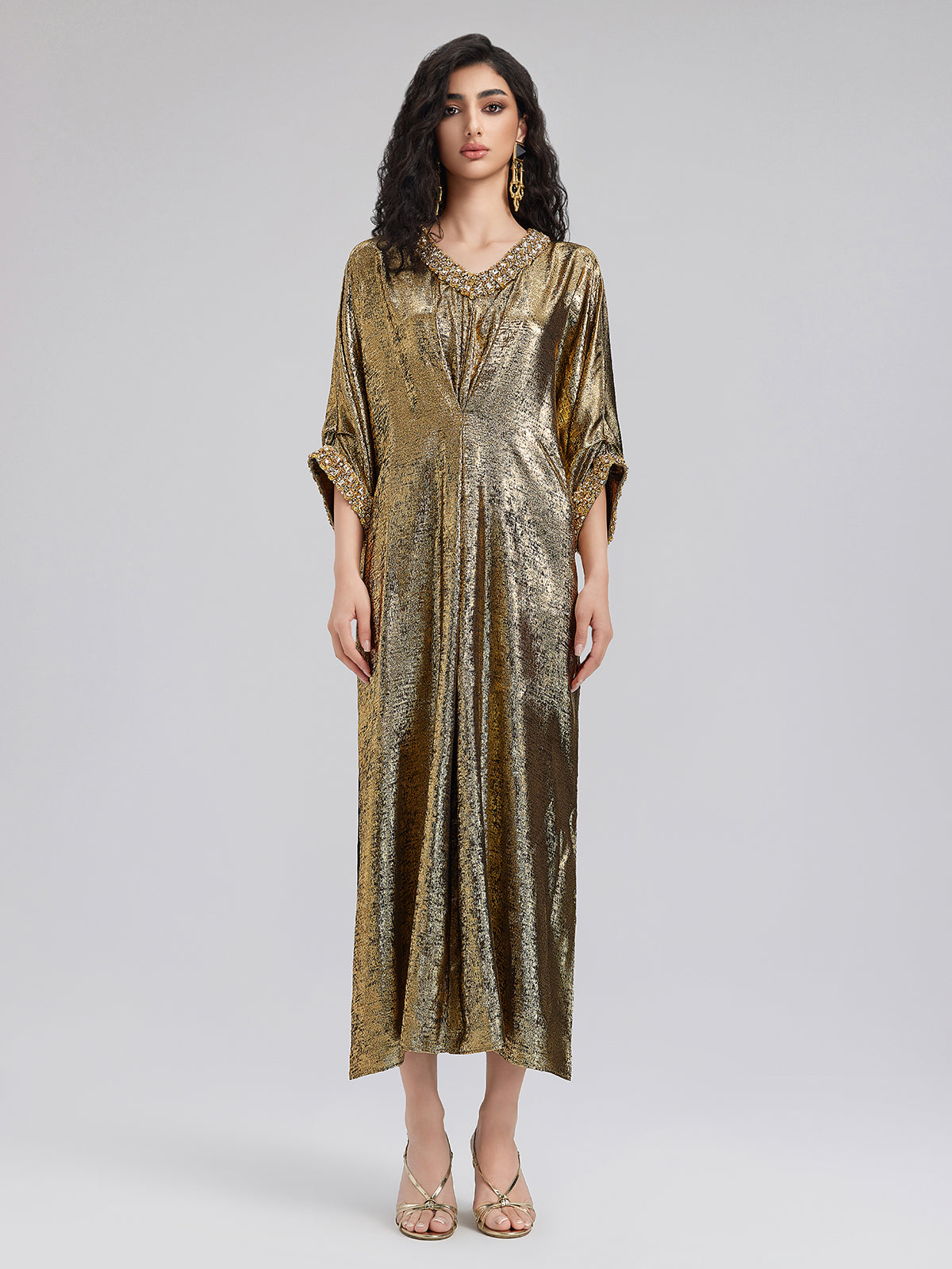Çarpıcı Altın V Yaka Elbise