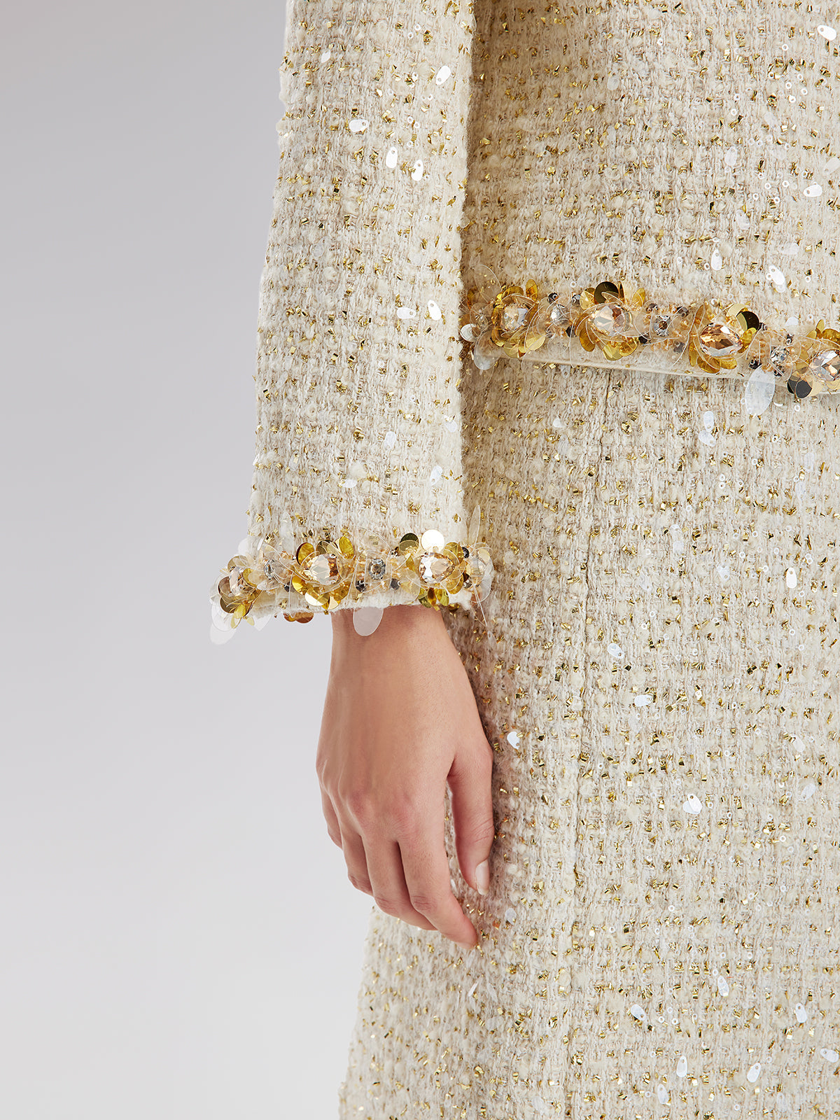 Pullu Kenarlı Fransız Tüvit Kısa Ceket