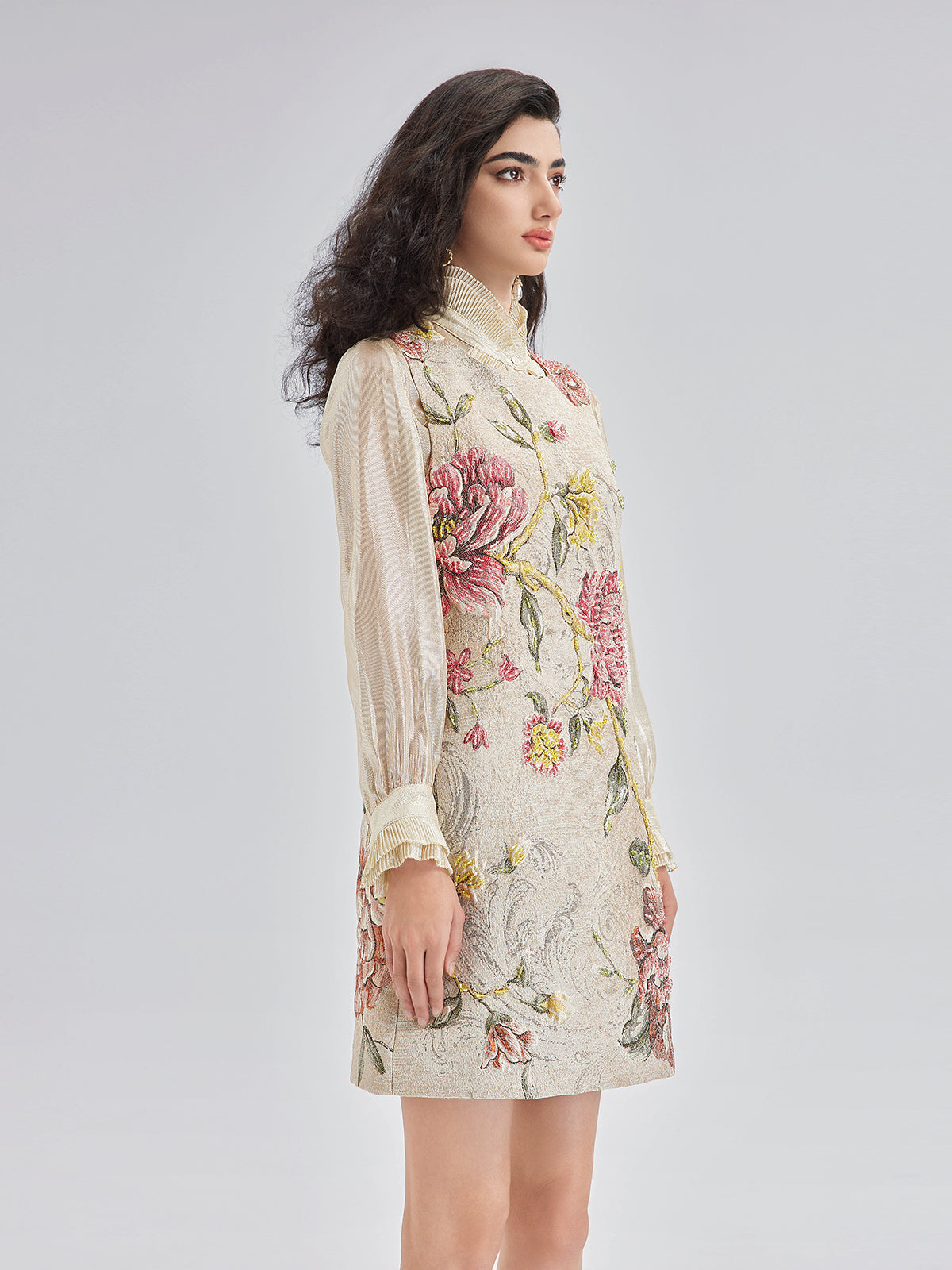 El İşlemeli Boncuklu 3 Boyutlu Çiçekli Jakar Askılı Elbise