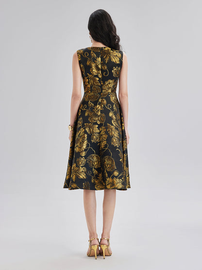 El İşlemesi Çiçekli Boncuklu Elbise