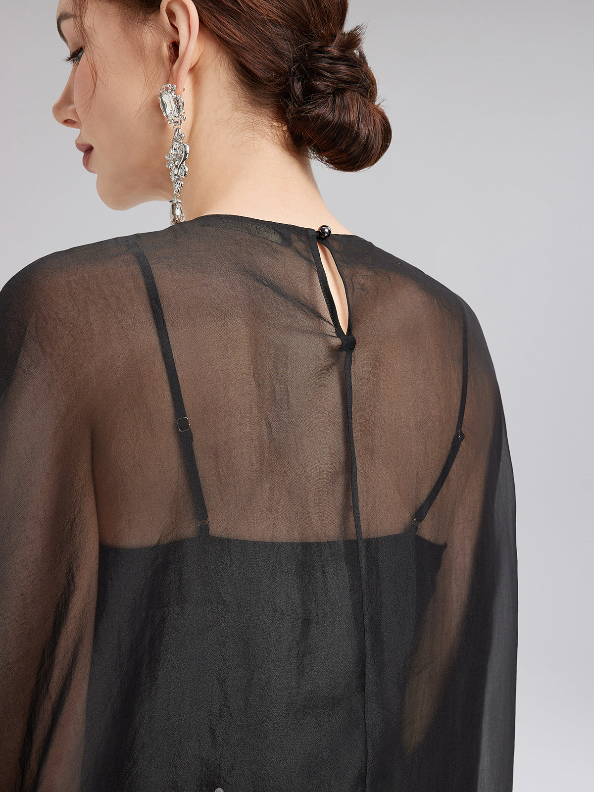 Lüks Şeffaf İpek Nakışlı Bluz