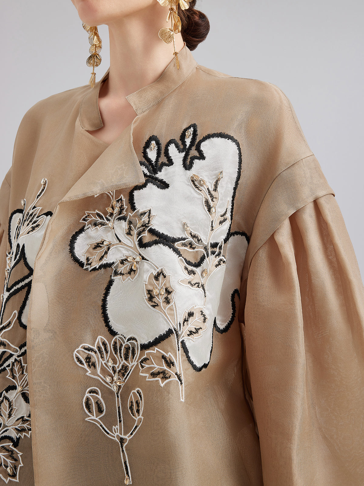 Lüks İpek Boncuklu Aplike Ceket