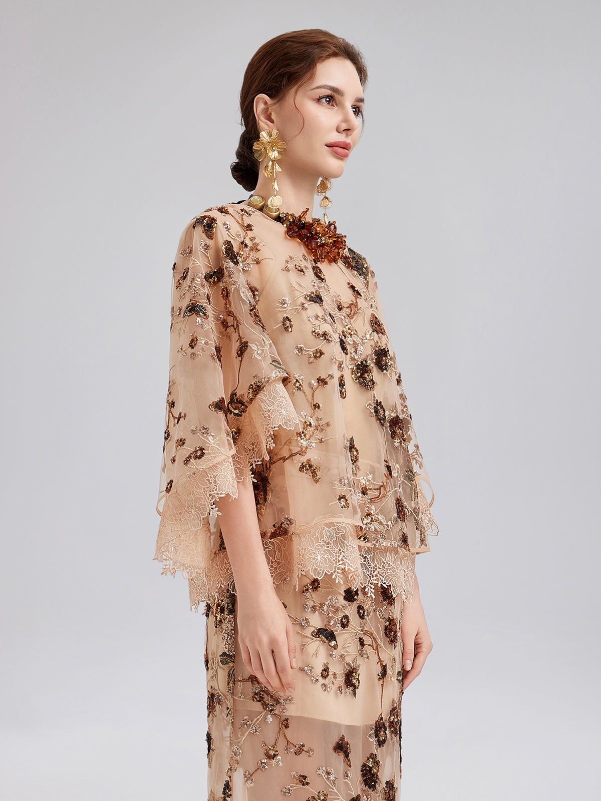 Lüks Nakışlı Pullu Uzun Kollu Bluz