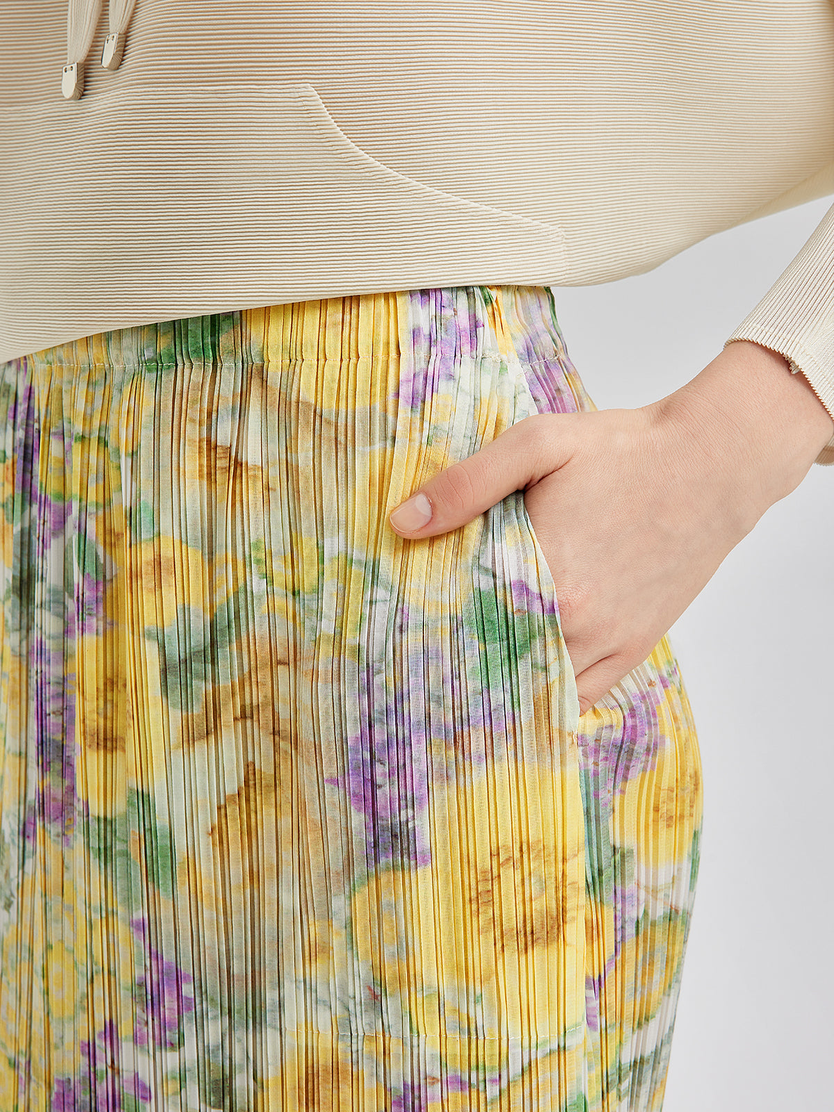 Şık Çiçekli Pileli Püsküllü Etek