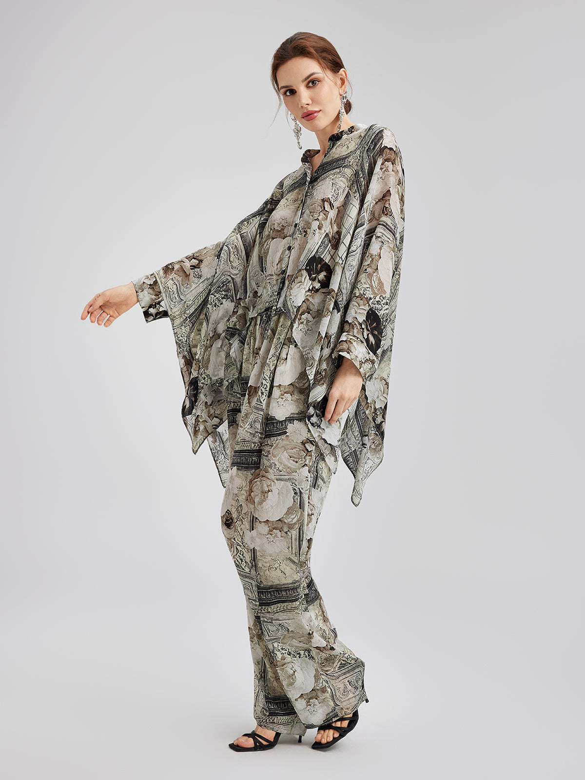 Barok Desenli İpeksi Tatil Gömleği