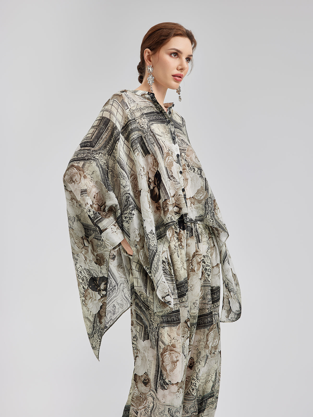 Barok Desenli İpeksi Tatil Gömleği