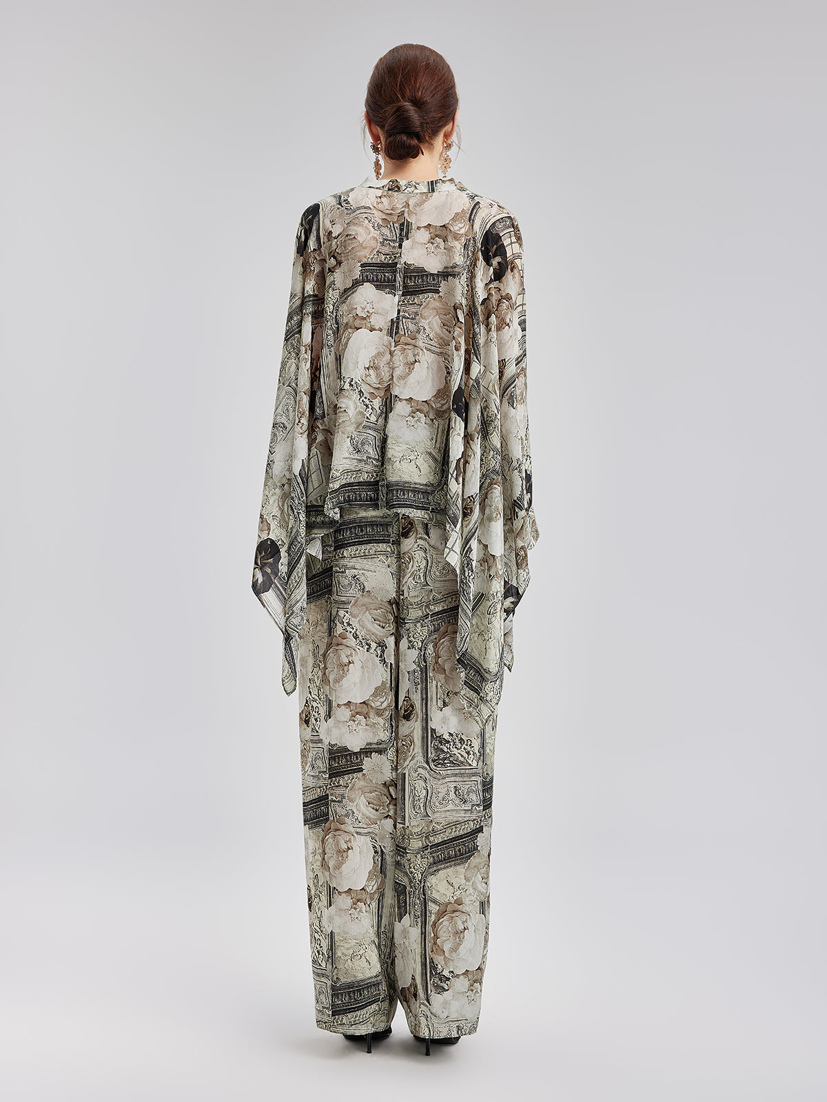 Barok Desenli İpeksi Tatil Gömleği